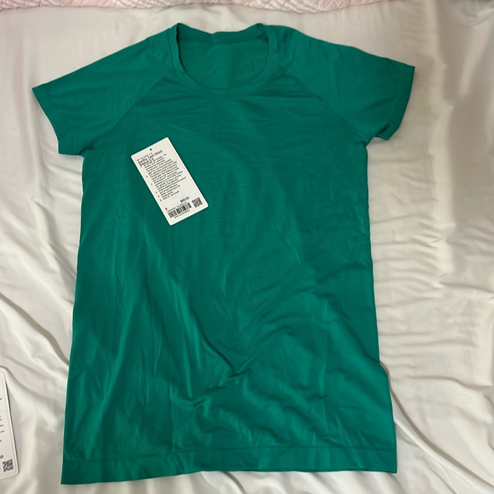 Lululemon Swiftly Tech Short Sleeve 2.0